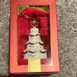 EUC Lenox 2007 First Christmas Together Annual Ornament